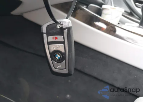 2016 BMW M6 из США, поврежденный, VIN WBS6E9C57GG437186